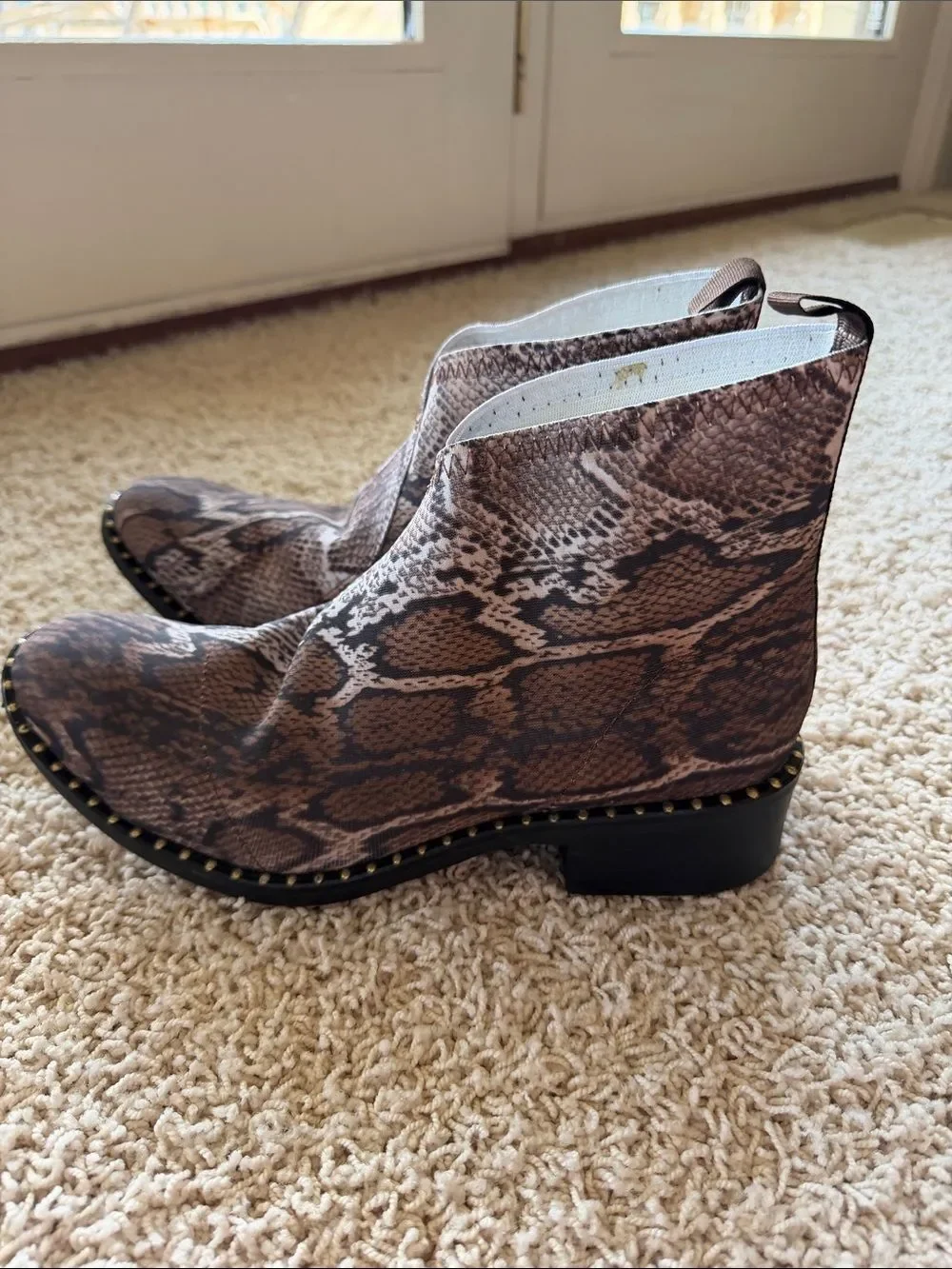 Pierre Dumas snake print